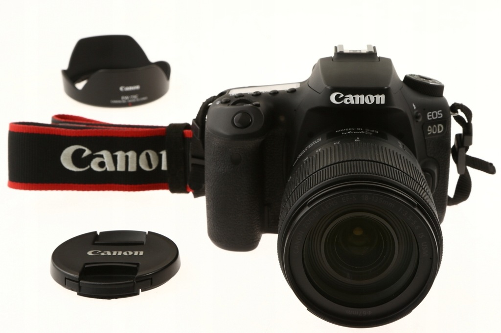 Canon EOS 90D + 18-135mm IS Nano USM