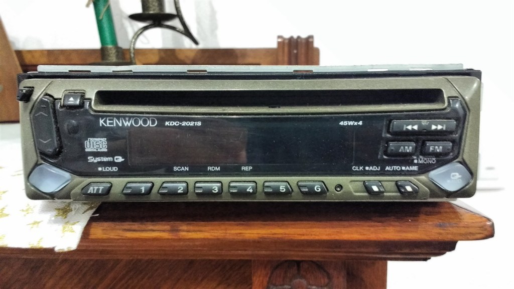 Radioodtwarzacz CD KENWOOD