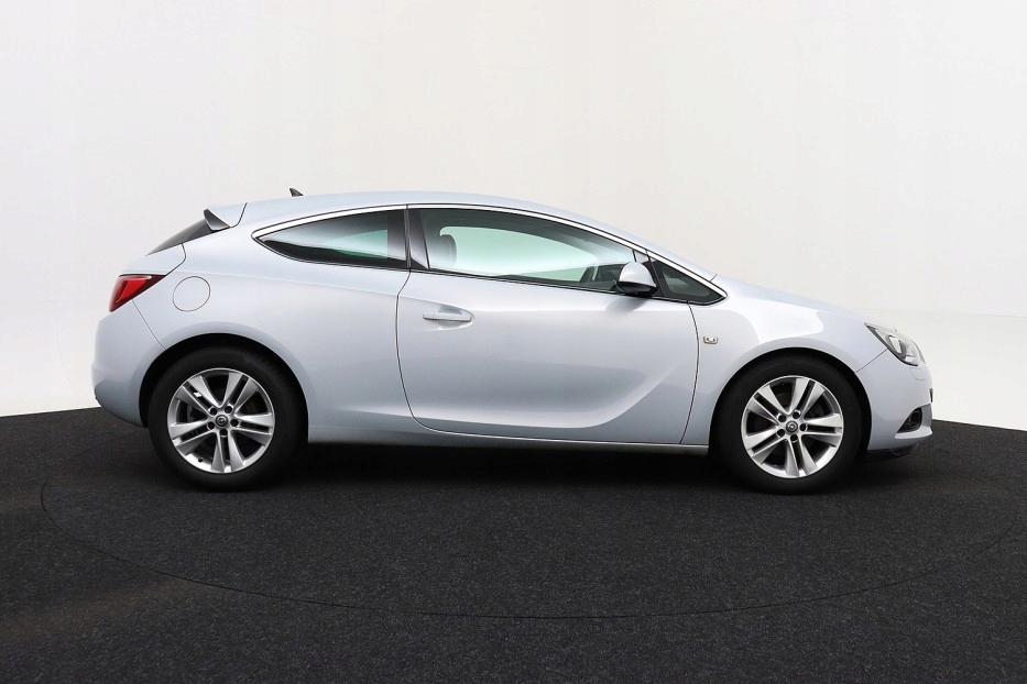 Купить OPEL ASTRA GTC 2.0 CDTI 165 л.с. Special Edition+Sub: отзывы, фото, характеристики в интерне-магазине Aredi.ru