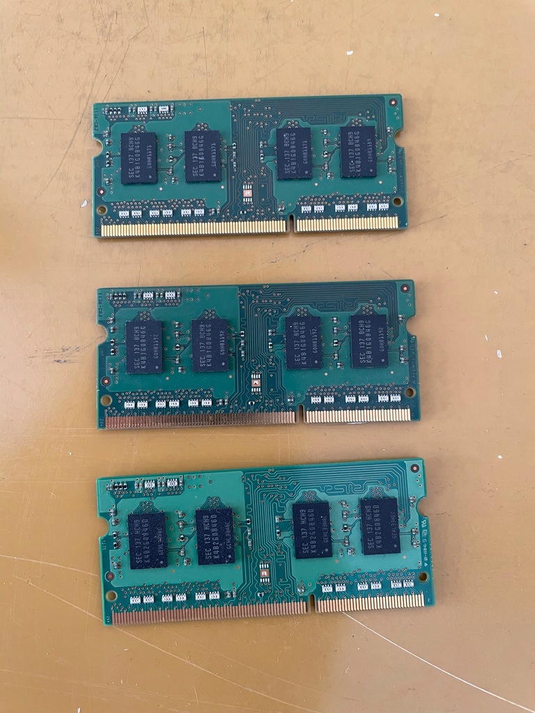 Pamięci DDR3 Samsung 2x1GB oraz 1x2GB 10600s