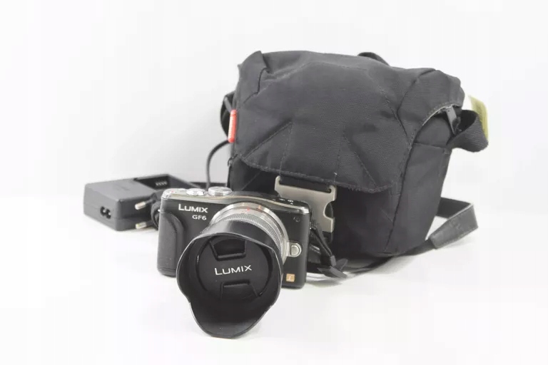 PANASONIC LUMIX DMC-GF6 + OBIEKTYW 14-42
