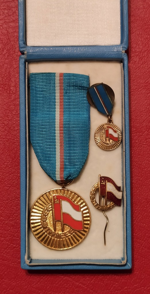 Medal Za Zasługi W Umocnieniu Przyjaźni ZSRR-PRL Medal+Miniaturka+Wpinka