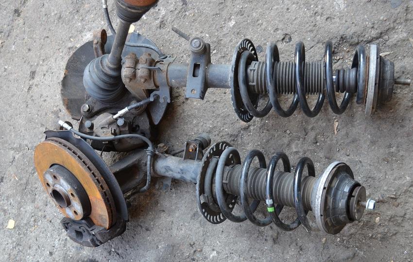 VW T5 TRANSPORTER 2.5 TDI AMORTYZATOR PRZÓD