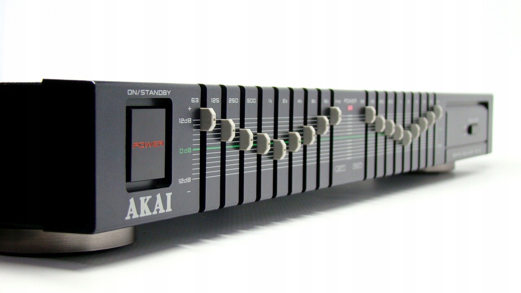 W super stanie - japoński korektor graficzny AKAI EA-A1