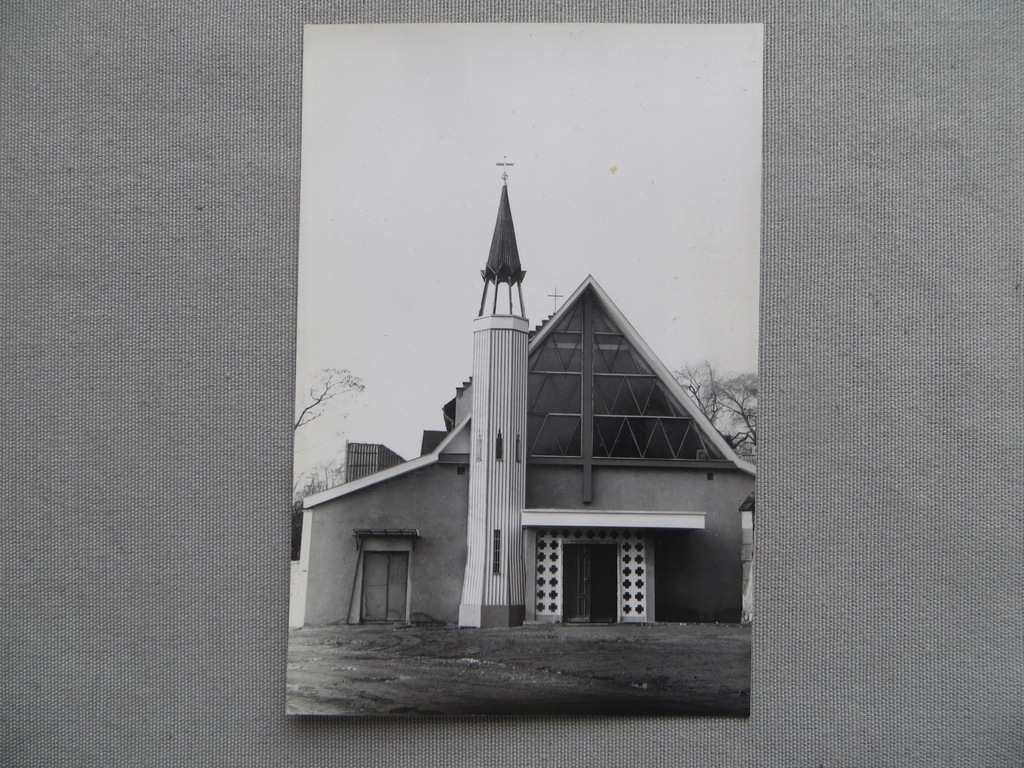 KRAKÓW - RAKOWICE KOŚCIÓŁ KOLEGIUM XX. PIJARÓW PRL