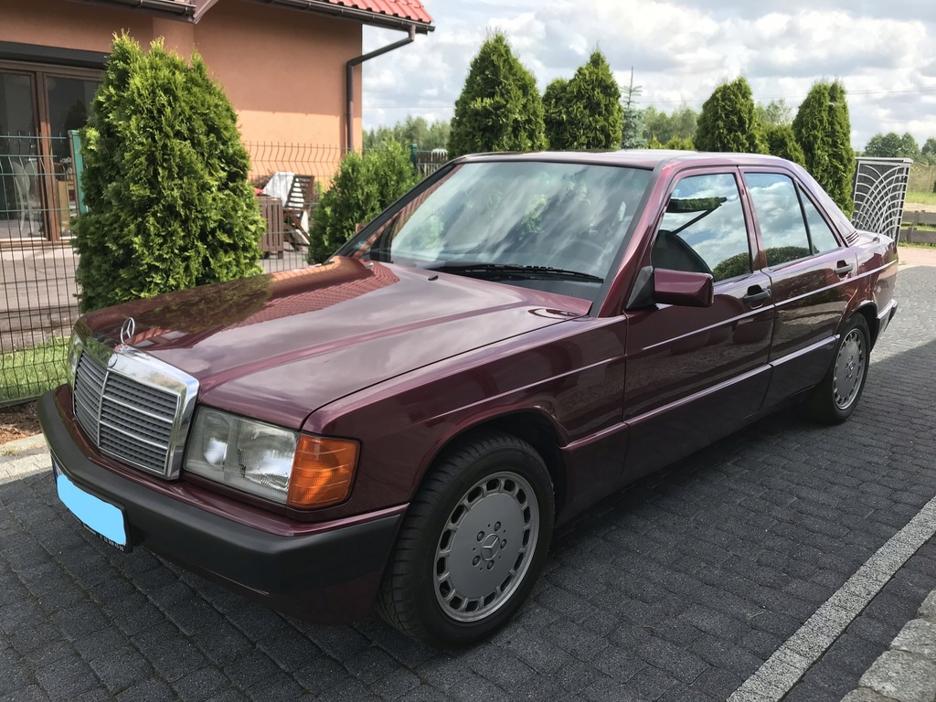 MercedesBenz 190E W201 1992r. AVANTGARDE ROSSO