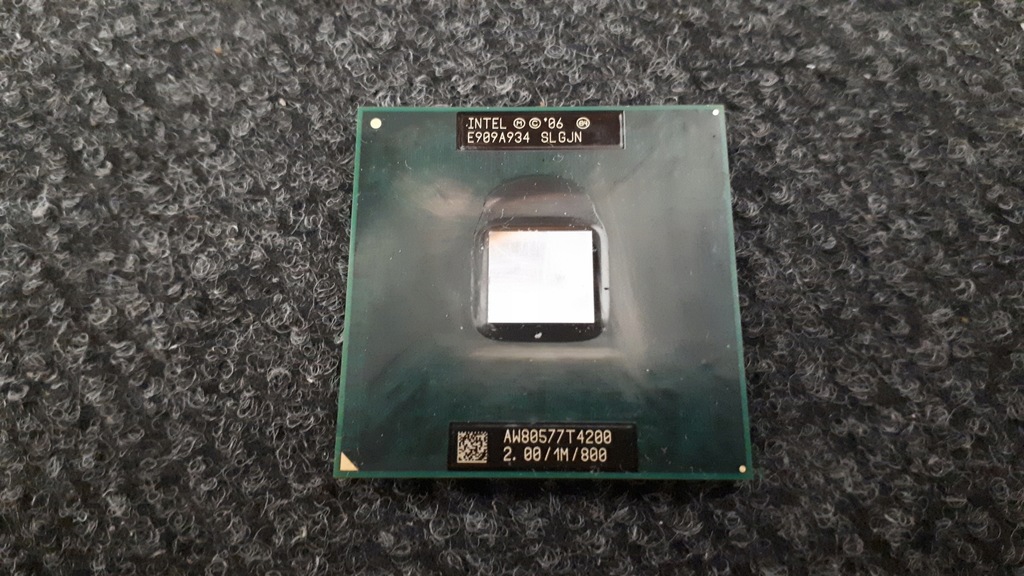 Procesor Intel Pentium 2GHz/1M AW80577T4200