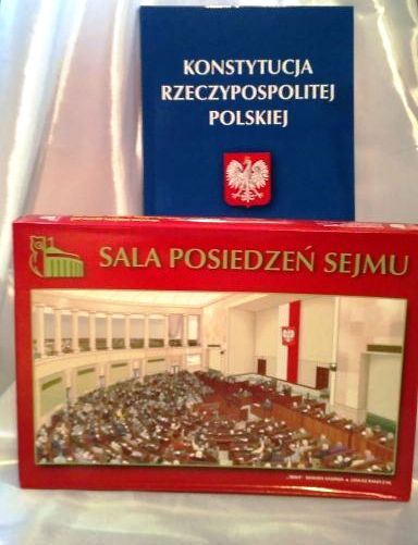 Puzzle oraz Konstytucja RP z Kancelarii Sejmu