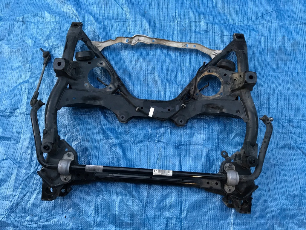 BMW F20 F21 F22 WÓZEK SANKI BELKA TRAWERSA PRZÓD