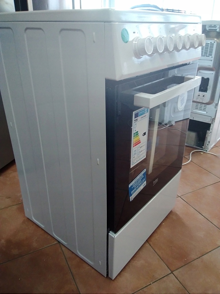 Купить BEKO FSM 57100 GW КУХНЯ A K17 АКЦИЯ: отзывы, фото, характеристики в интерне-магазине Aredi.ru