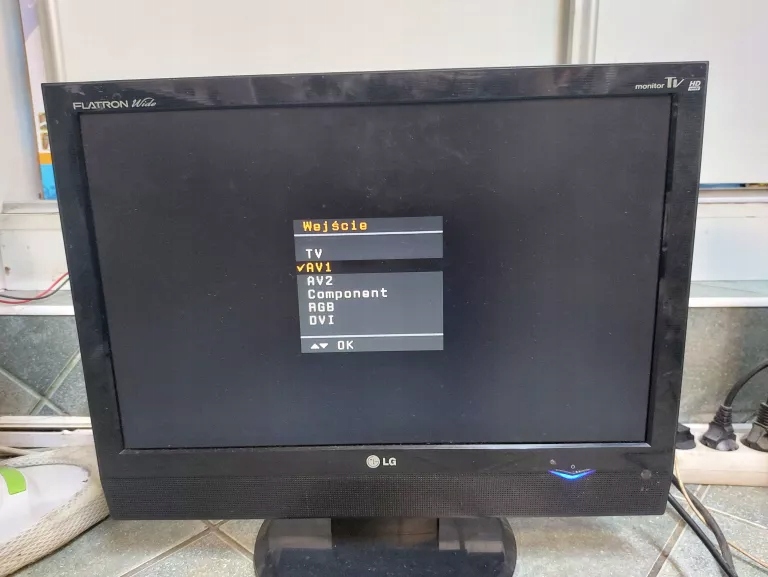 MONITOR/TV LG FLATRON M198WA-BZ