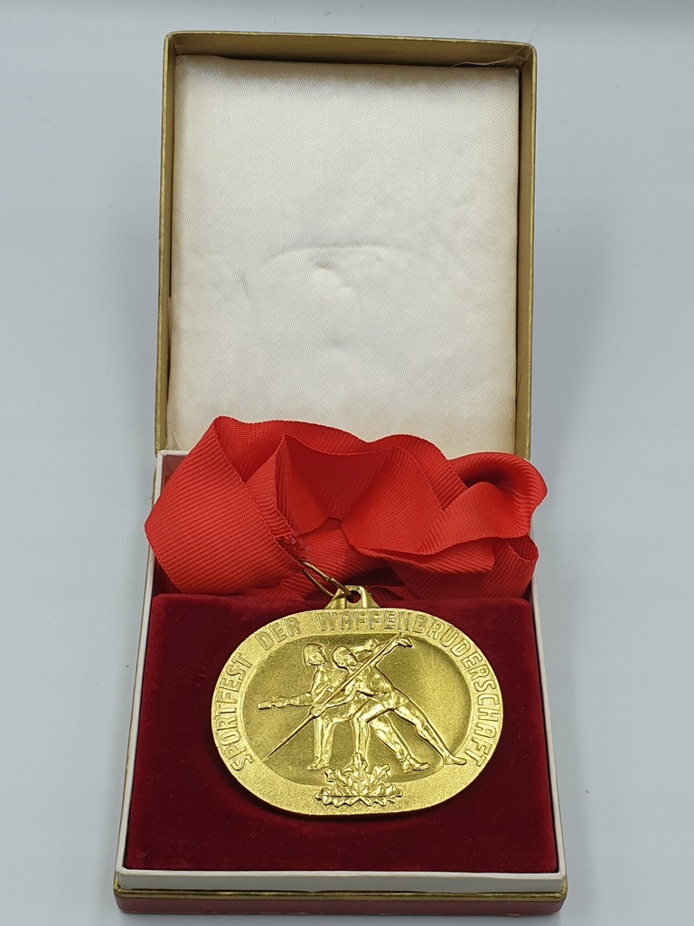 Złoty medal wojskowo-sportowy NRD