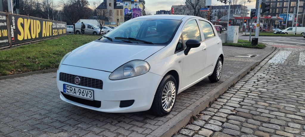 FIAT GRANDE PUNTO (199_) 1.4 Natural Power 78 KM