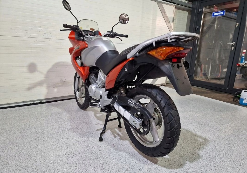 Honda Varadero Xl 125 Varadero 125 tylko 5 tys - 13388343715 - oficjalne  archiwum Allegro