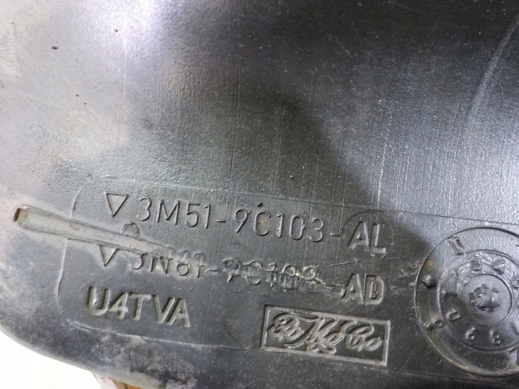 VOLVO V50 09 zbiorniczek plynu DPF 3M519C103AL