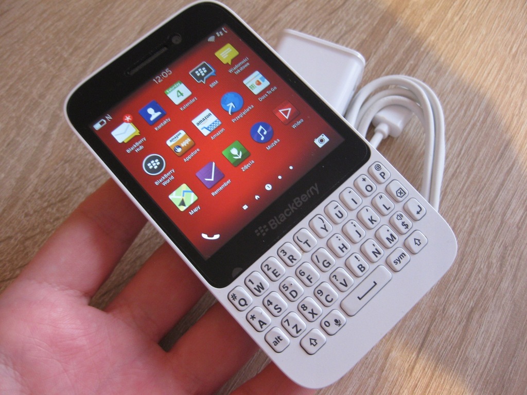 BlackBerry Q5 - 5Mpx 8GB WiFi QWERTY BIAŁY