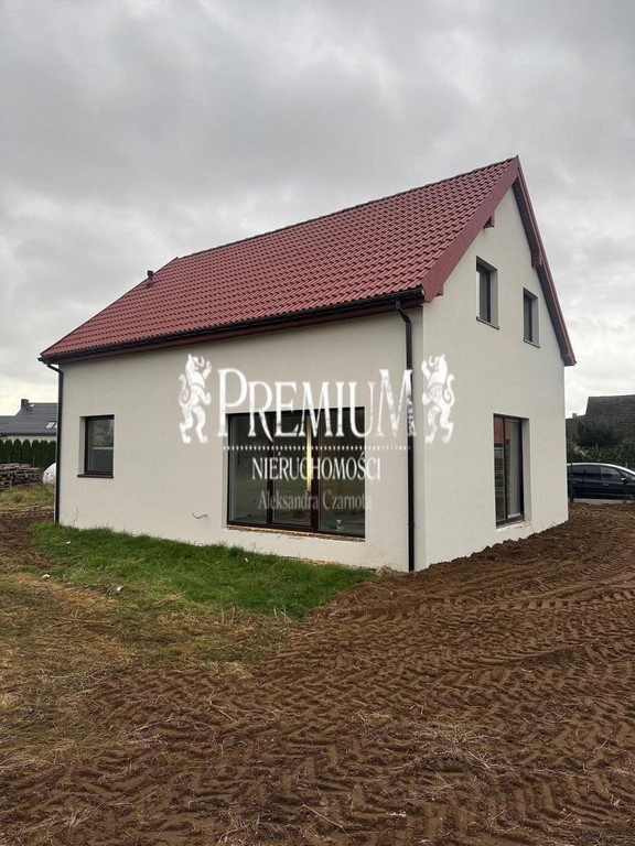 Dom, Uraz, Oborniki Śląskie (gm.), 145 m²