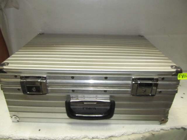 ALUMINIOWA WALIZKA RIMOWA - NR E801