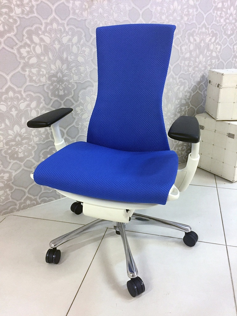 Herman miller embody berry blue new arrivals