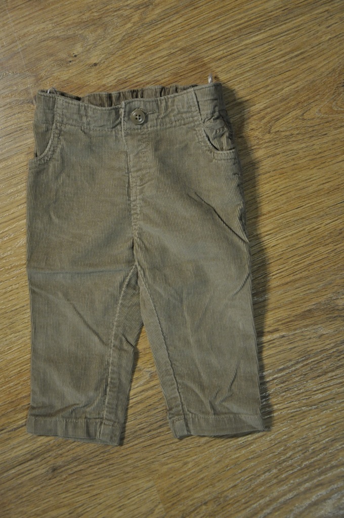 Spodnie (sztruksy) C&A roz. 74 (6-9 miesięcy)