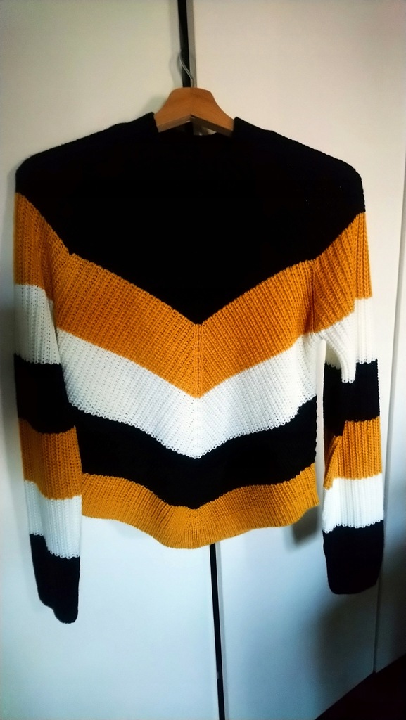Modny sweter rozm. 158/164