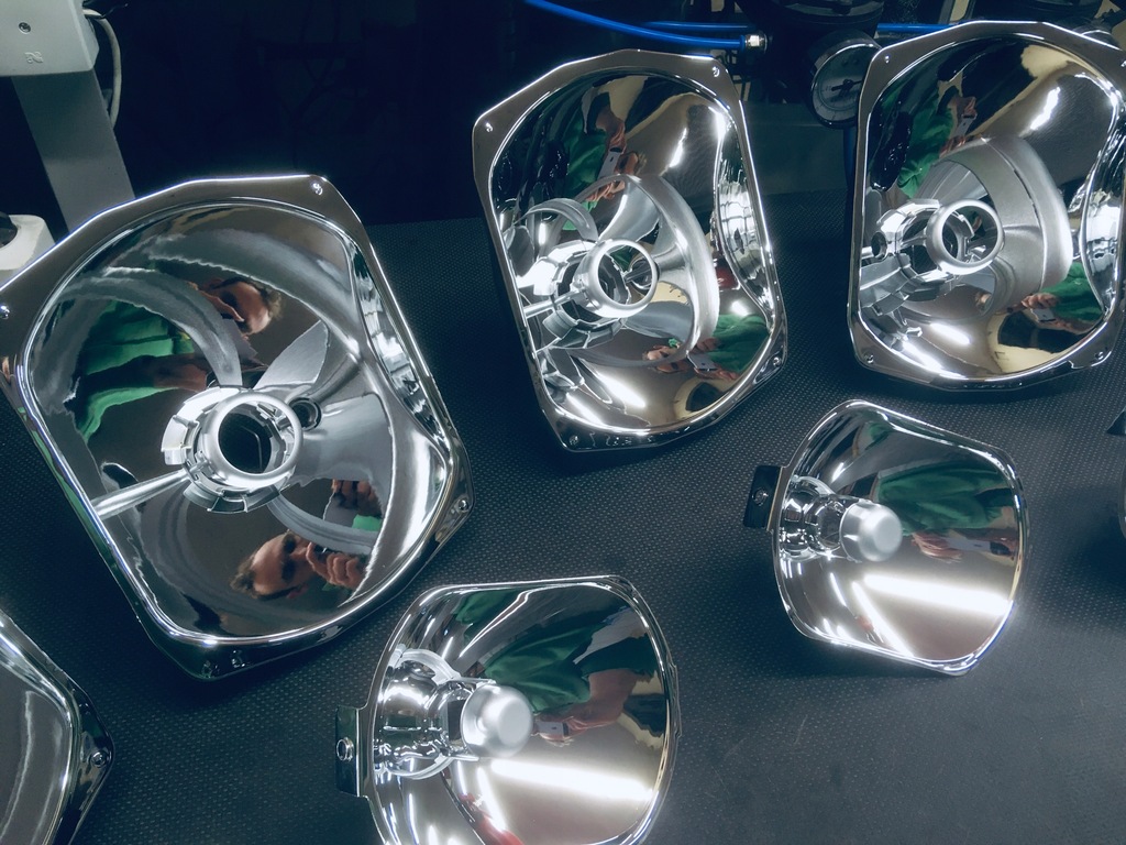 Regeneracja odbłyśników soczewek metalizacja