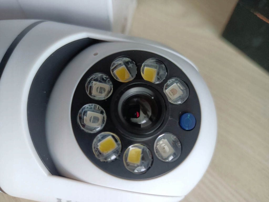 Kamera żarówką 360stopni WiFi Bulbcam zaq812 nowa 13496674309