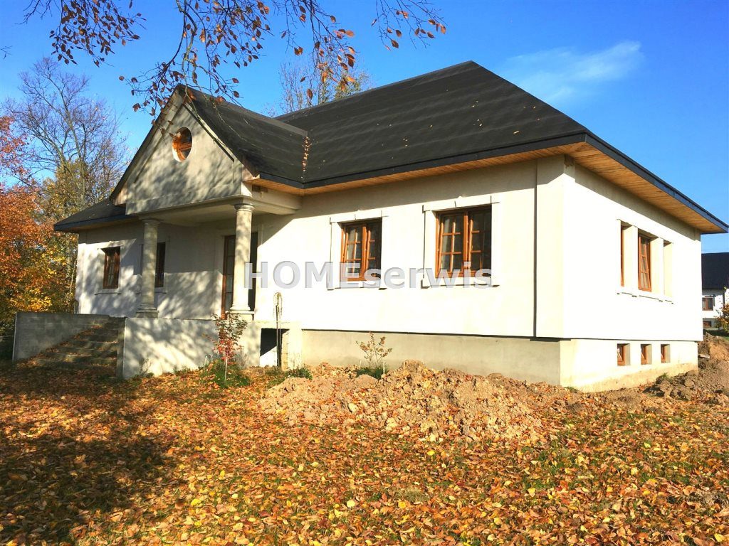 Dom Waśniów, ostrowiecki, 11800,00 m²