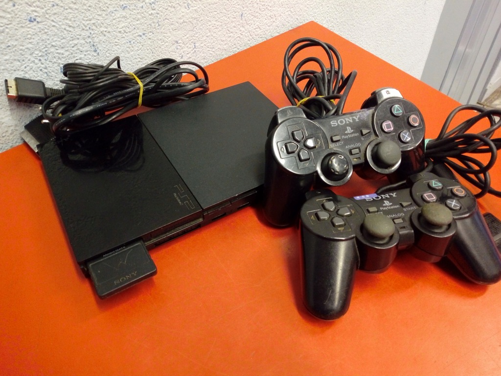 Konsola Sony PlayStation 2 Slim SCPH-90004 czarna