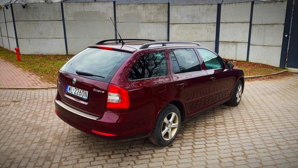 Купить Skoda Octavia II FL 1.8TSI комби: отзывы, фото, характеристики в интерне-магазине Aredi.ru