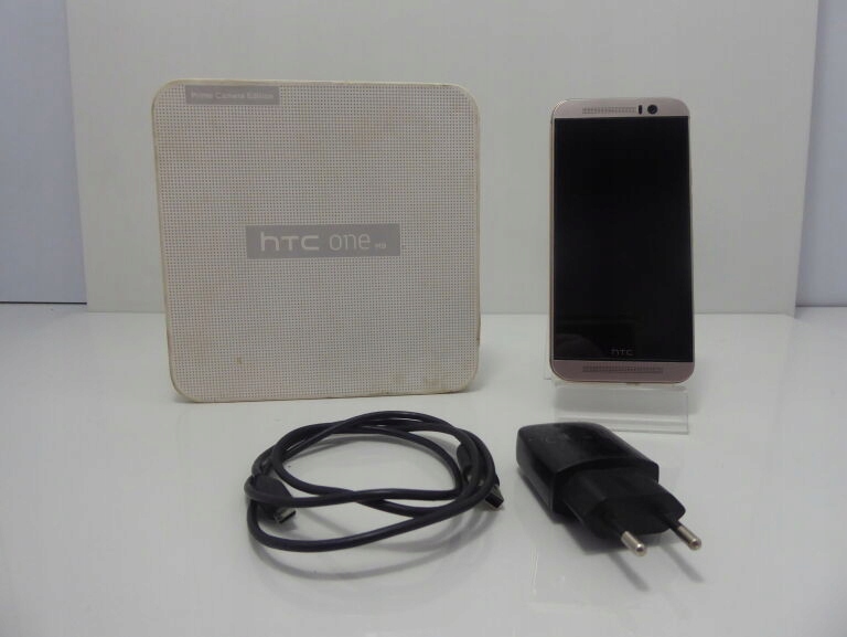 TELEFON HTC ONE M9