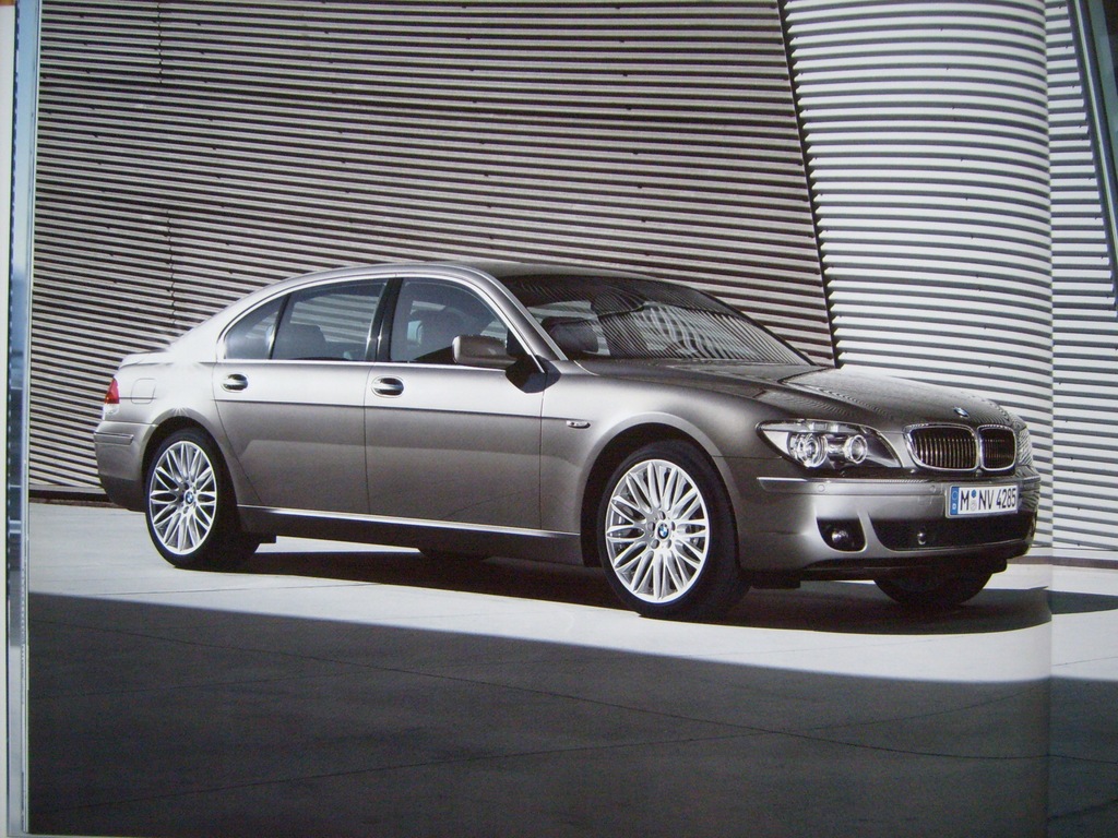 BMW seria 7 E65 2006 polift 120 stron PL BDB