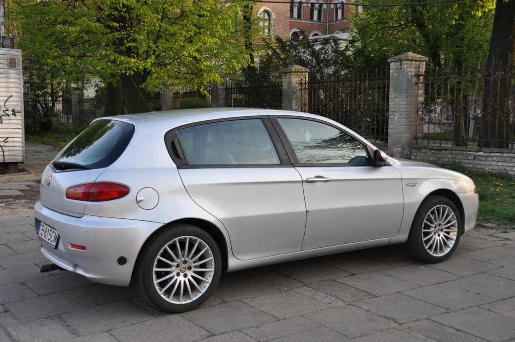 Alfa Romeo 147 2.0 16V 150KM