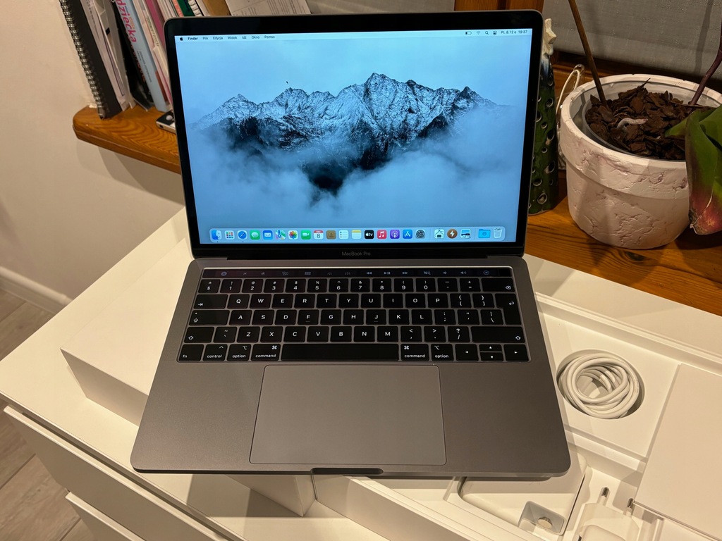 Apple Macbook Pro 13 A1989 /16GB/ 512 SSD 2018 Space Gray