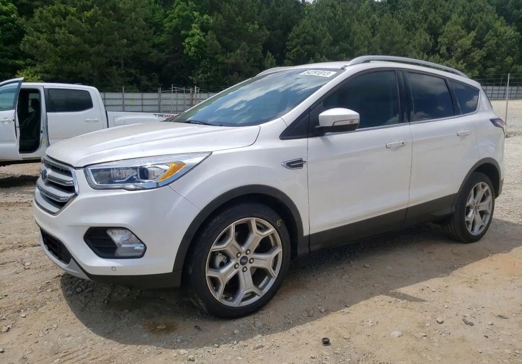Ford Escape 2018 FORD ESCAPE TITANIUM Benzyna...