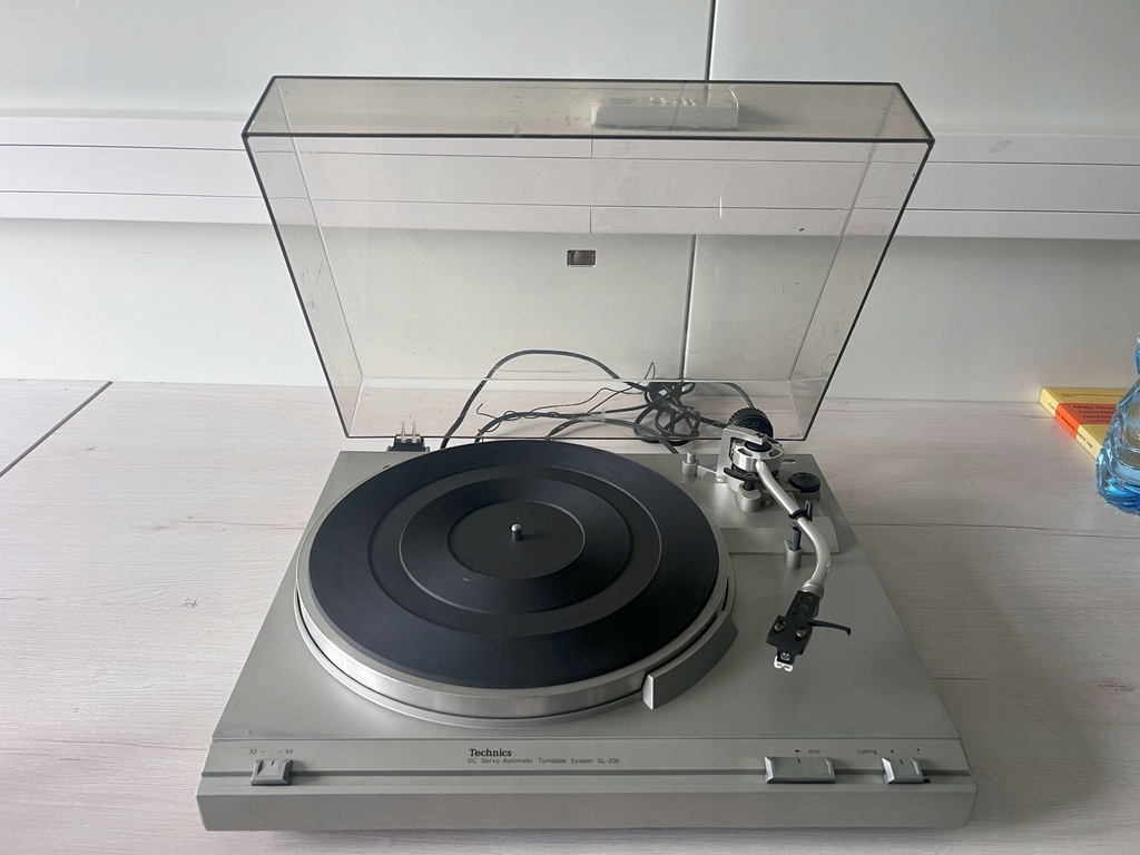 GRAMOFON TECHNICS SL-200 SREBRNY BDB