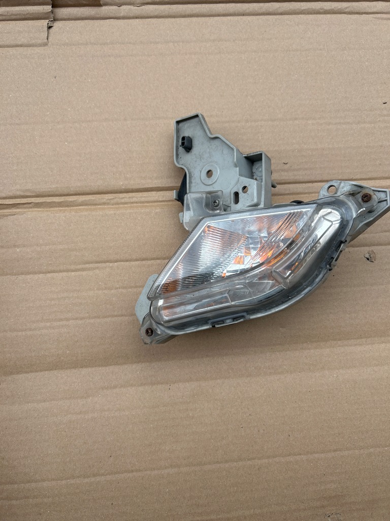 Mazda CX-3 2015 KIERUNKOWSKAZ HALOGEN PRAWY PRZÓD PRZEDNI DB2R51350