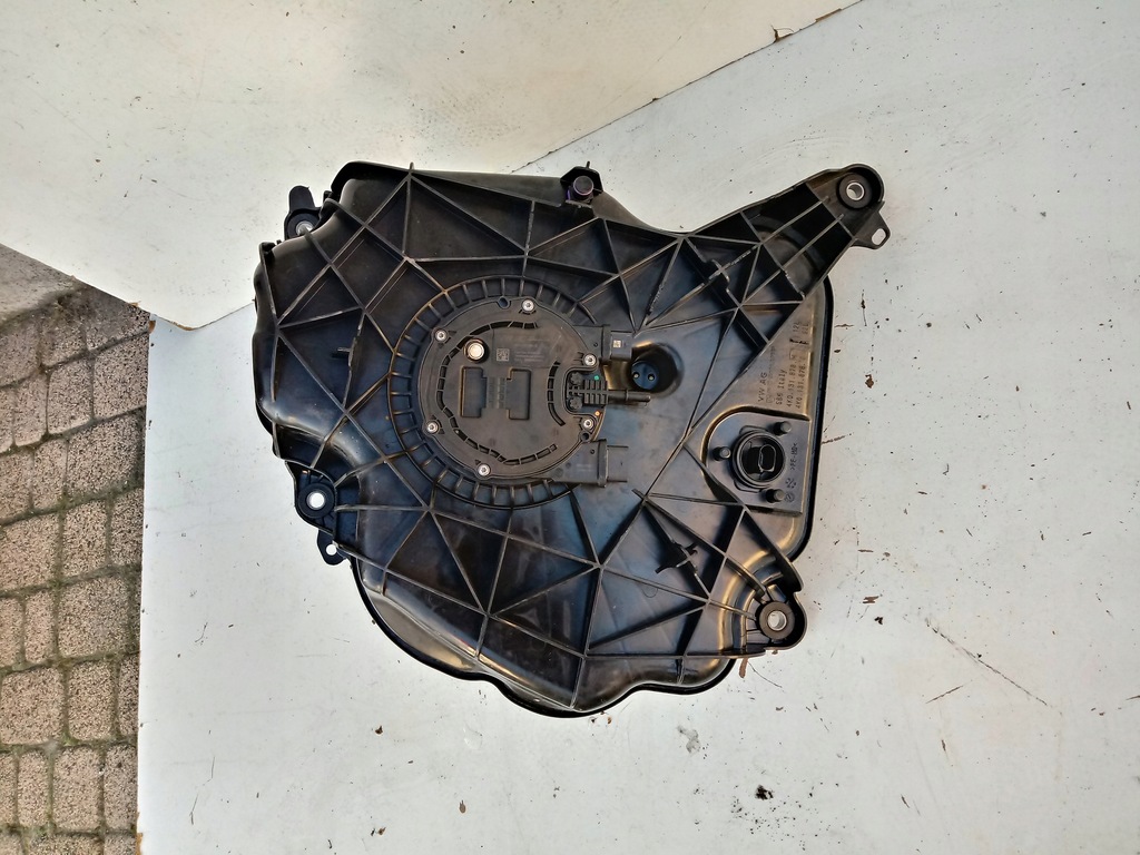 AUDI A6 C8 ZBIORNIK ,POMPA ADBLUE 4K0131878