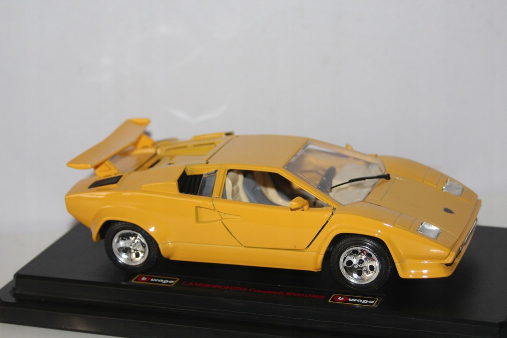 BBURAGO LAMBORGHINI COUNTACH 5000 1988r 1/24 - 11381003827