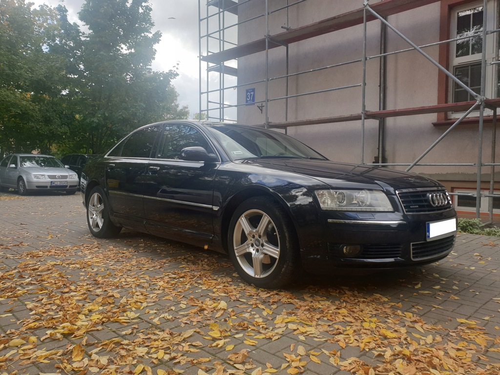AUDI A8 D3 2004R 3.0TDI QUATTRO
