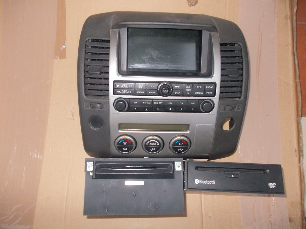 NISSAN NAVARA D40 PATHFINDER RADIO CD NAWIGACJA