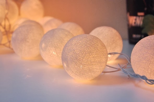 Cotton Ball Lights Girlanda Lampek od Qule.pl