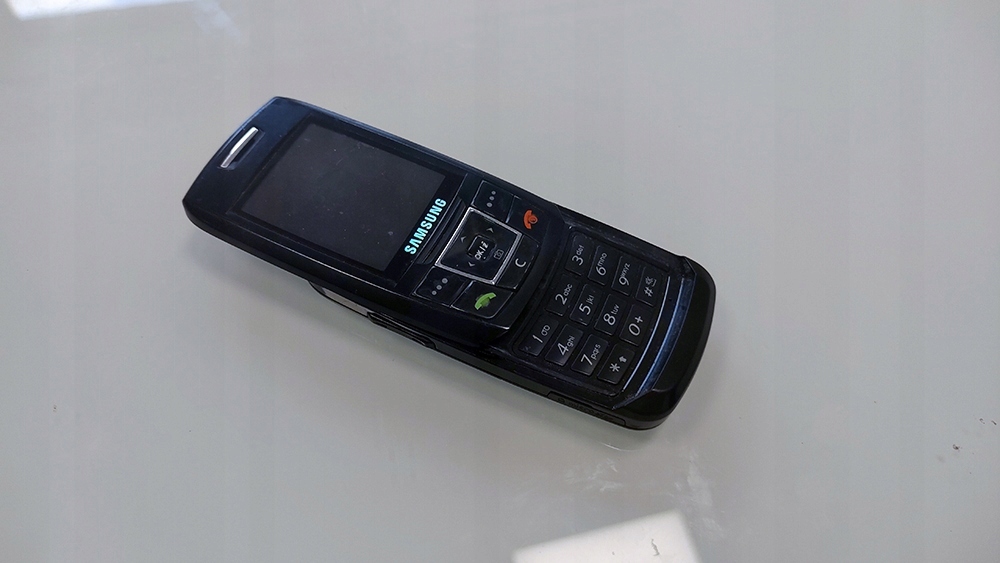 TELEFON KULTOWY SAMSUNG SGH E250