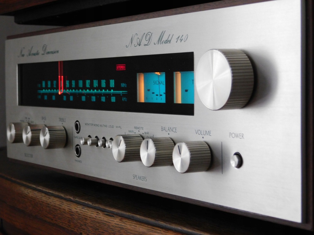 NAD 140 stereo - hi-fi amplituner/receiver vintage