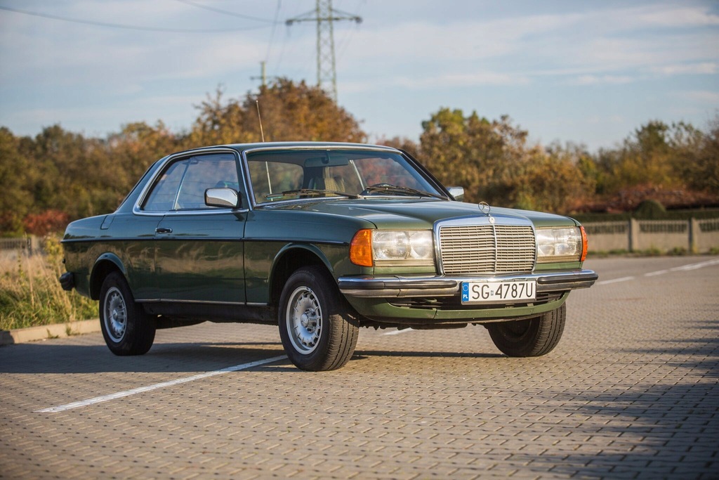 MERCEDES-BENZ COUPE (C123) 230 C , odrestaurowany