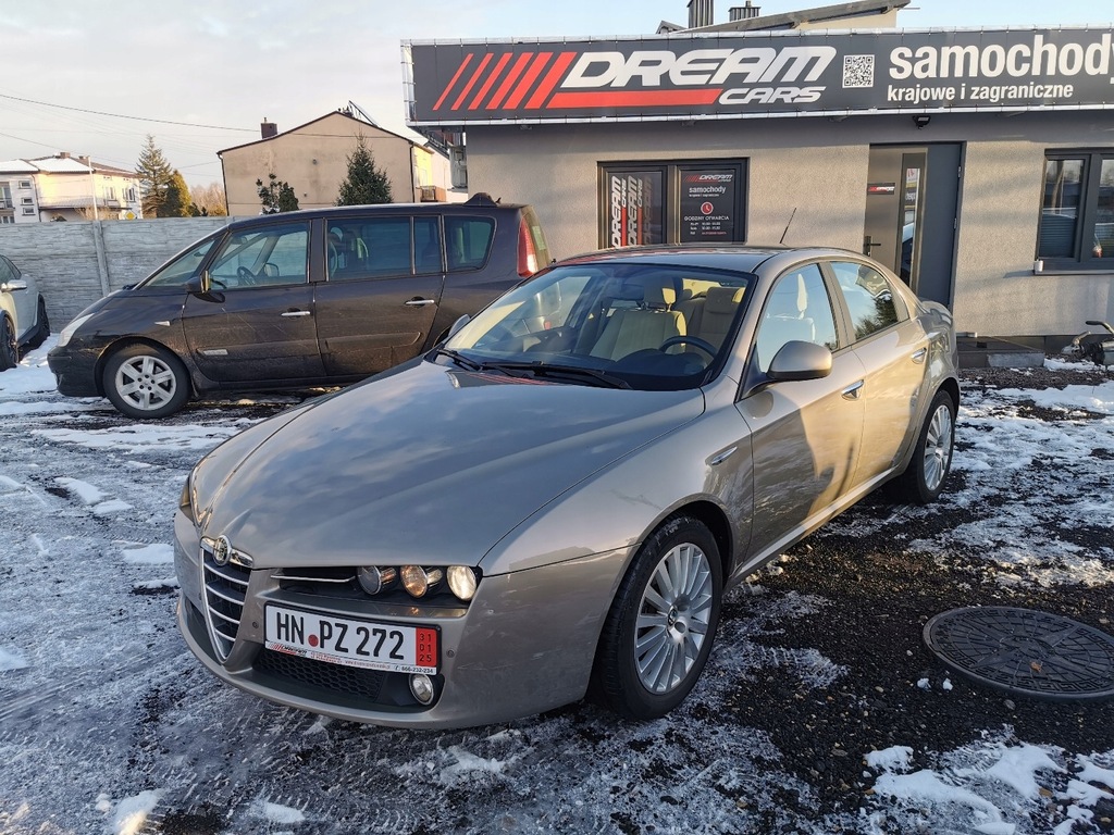 Alfa Romeo 159 1,9 benzyna orginal maly przebi...
