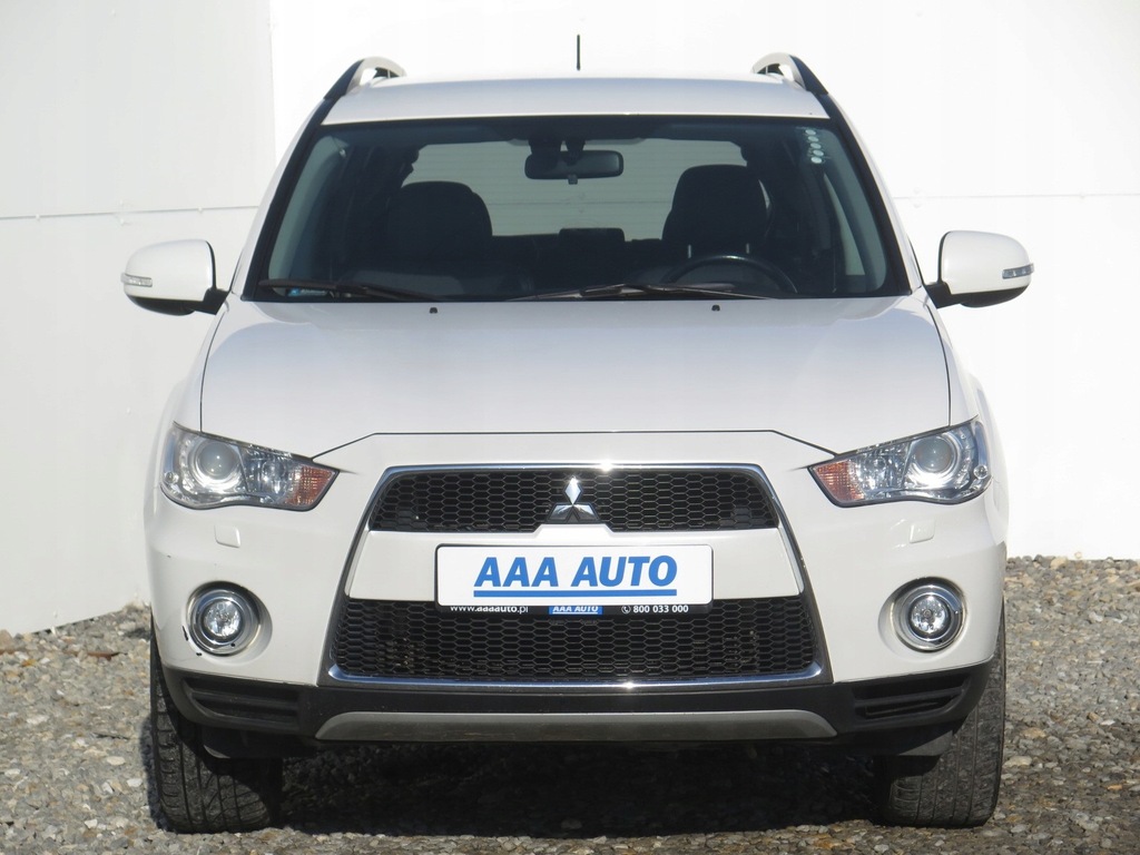 Купить Mitsubishi Outlander 2.4, Салон Польша: отзывы, фото, характеристики в интерне-магазине Aredi.ru