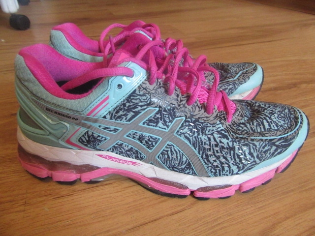 Asic gel sale kayano 22 women's