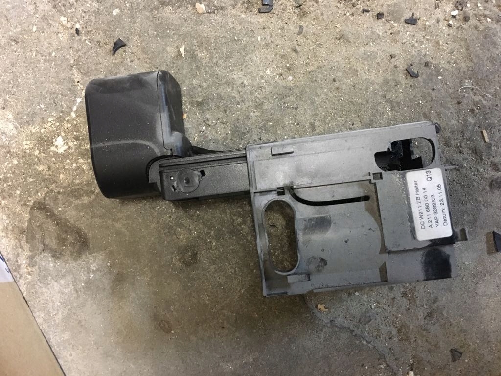 Cup holder mercedes w211 7871976587 oficjalne archiwum Allegro