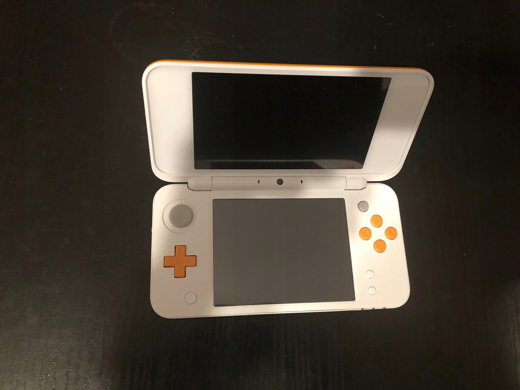 New Nintendo 2DS XL Używane + 4GB Karta